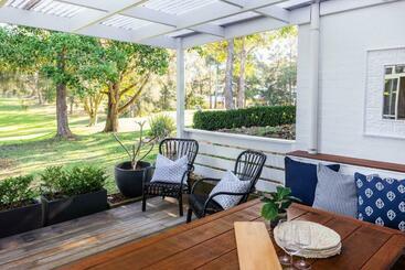 ツーリストアパートメント Fairway Views