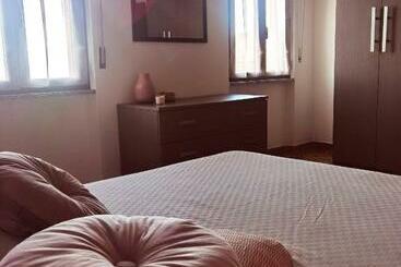 דירות לתיירים Appartamento Emma Lanusei