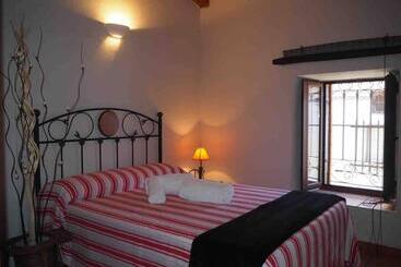 Pisos turísticos Casa Rural El Guindo