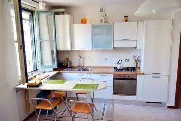 Apartamentos turísticos [centro Storico] Vulcano1, Bilocale Strategico Tra Milano, Como, Fiere
