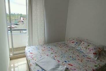 Tourist flats Fernando Hermoso Apartamento 3 Alcobas Piscina