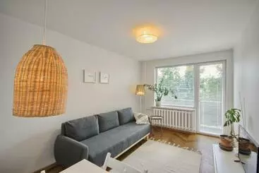 آپارتمانهای توریستها Modern And Cozy Flat