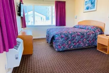 호텔 A 1 A Super Inn