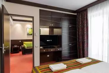 فندق Pagony Wellness