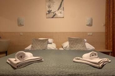 Nimród Hotel és ètterem