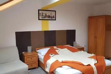 Pension (Hôtel basse catégorie) Aquarius Vendégház