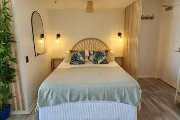 Apartamentos turísticos Stylish Studio Apartment, Holiday Resort, With View, Pool, Spa , Sauna