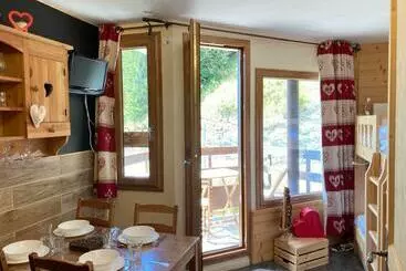 Apartamenty turystyczne Studio Rénové 16m2, Pied Des Pistes à Morzine, Idéal Famille, Bien équipé, Wifi Fibre, Non Fumeur