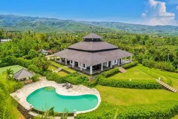 آپارتمان‌های توریست‌ها Villa Lovina Residence