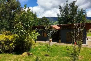 ツーリストアパートメント Casa De Encuentro Eucaliptus