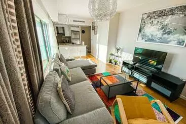 ツーリストアパートメント Cebeci Residence Pendik