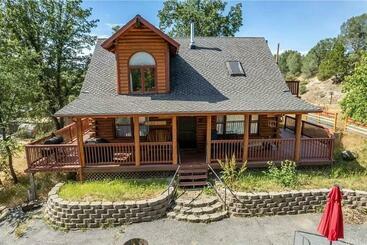 Жильё для туристов Koffiehuis   Fun For All Ages Near Yosemite