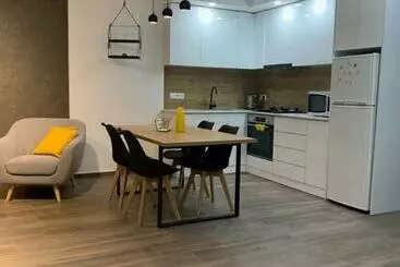 آپارتمان‌های توریست‌ها Zaza