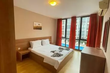 Vakantie-appartementen Cousy Apartment At Viyana Complex