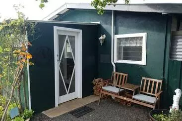 ツーリストアパートメント Handsome Hills Dairy Retreat