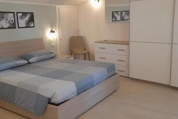 דירות לתיירים Appartamento La Rotonda