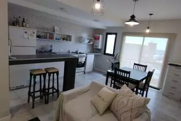 ツーリストアパートメント Departamento En San Nicolás De Los Arroyos