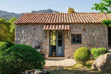 Apartamenty turystyczne Domaine Pardini