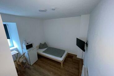 شقق خاصة سياحية Goldfisch 1 Person