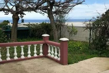 Turistihuoneistot Maison Au Calme Avec Terrain Et Vue Sur La Mer