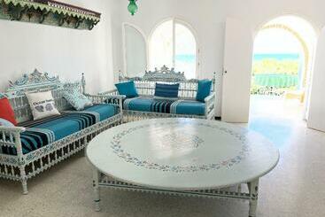 Turist apartmanları Villa De La Mer