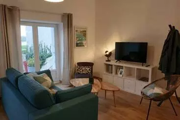 ツーリストアパートメント La Maison Du Bord De Loire