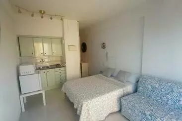 ツーリストアパートメント Lovely Apartment In Front Of The Beach