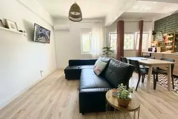 Apartamentos turísticos Abesbilico Zona Central Ar Condicionado Perto Praias