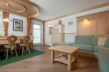 Apartamenty turystyczne Casa Rododendro Cavalese Dolomites