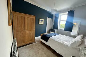 דירות לתיירים Central Helensburgh 1 Br, Ground Floor Pet Friendly No 79