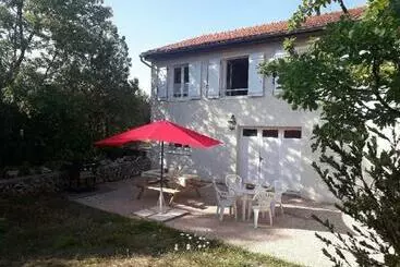 ツーリストアパートメント Gîte Du Guilhaumard Et Du Larzac