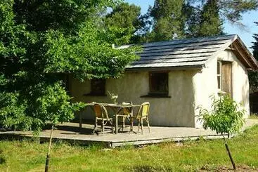 Appartamenti turistici Maisonnette écologique Isolée En Botte De Paille