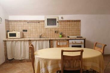 관광객 아파트 Pied à Terre Scalise