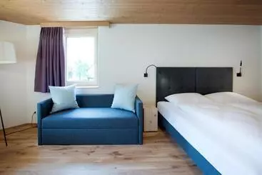 ベッドアンドブレックファースト Schtûbat