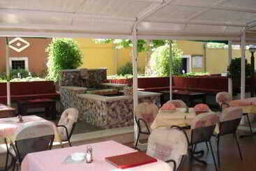 Hotel Skradinski Buk