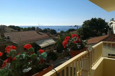 Turista apartmanok Appartamento Tacerie