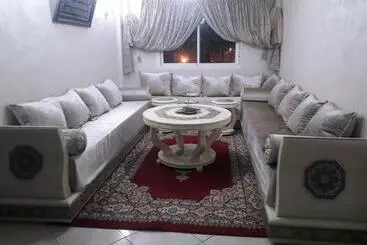 آپارتمان‌های توریست‌ها Appartement Plage Wad Marzag