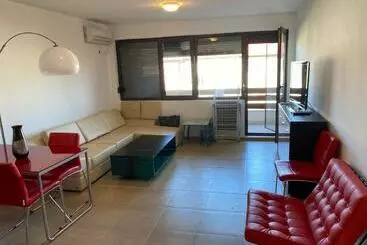 Apartaments turístics The Modern Apartment In The Ancient City