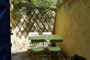 ツーリストアパートメント Maison De Village Avec Extérieur