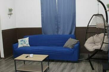 Жильё для туристов The Modern Gem With Game!