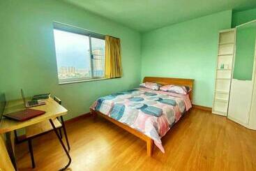 דירות לתיירים Cozy Apartment 70m² With Huge Balcony, Center Bkk