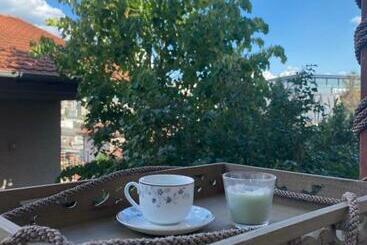 游客公寓 Two  Bedrooms Home