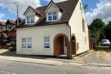 관광객 아파트 37 The Street, Weeley, Clacton On Sea, Essex Co16 9jd