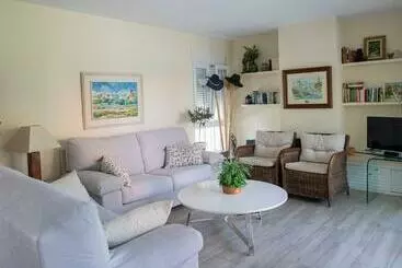 ツーリストアパートメント La Villa De Cabo De Palos