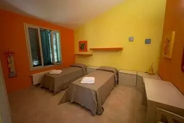 Turistihuoneistot Villa Marbella