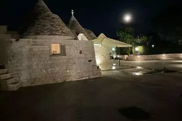 ツーリストアパートメント La Valle Dei Trulli Relais