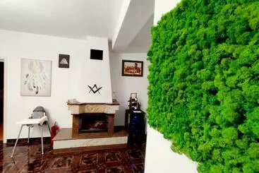 Vakantie-appartementen Pensiune Forest Park