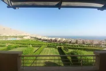 Turistihuoneistot Twinhouse At Telal Sokhna Families Only