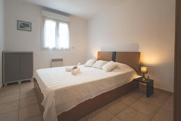 Apartamente turistice Maison à Cervione Prunete Jardin Piscine Accès Direct Plage