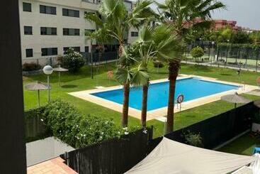 Apartaments turístics Apartamento Con Piscina Sanlucar